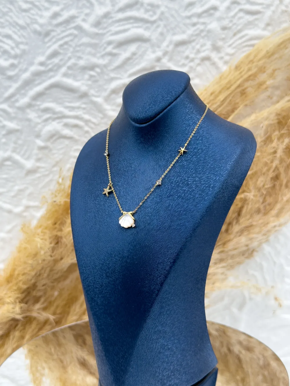 925 Ayar Gümüş Gold Renk Sedefli Deniz Kabuğu & Yıldız Detaylı Kadın Kolye – Özel Tasarım Hediyelik